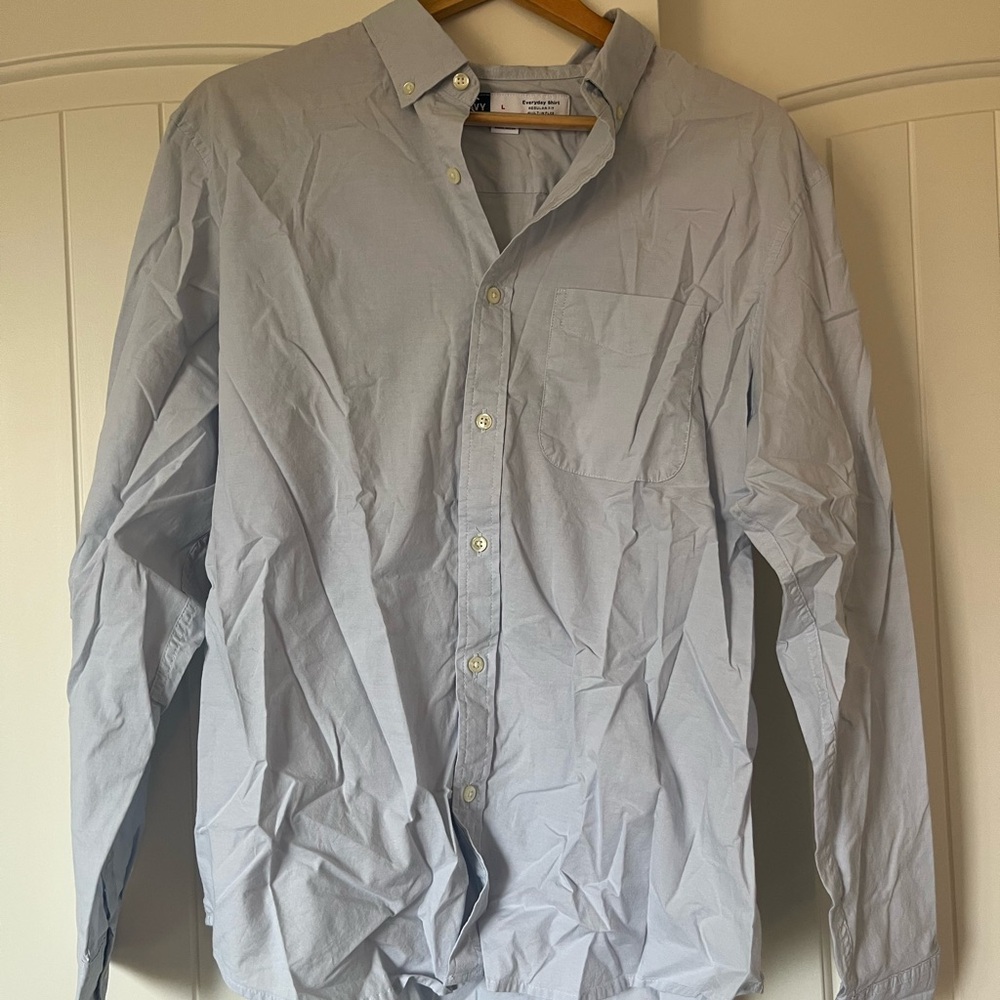 Old Navy Men's Light Blue Button-Down Shirt